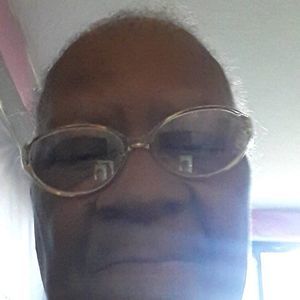 Meet your Posher, Evelyn